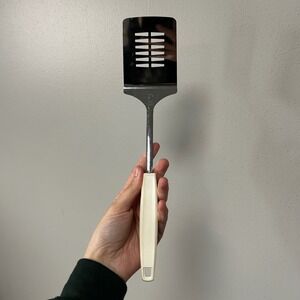 EKCO Stainless spatula white handle
